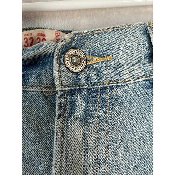 Mossimo  mens 32x30 jeans blue distressed relaxed fit - Picture 3 of 13
